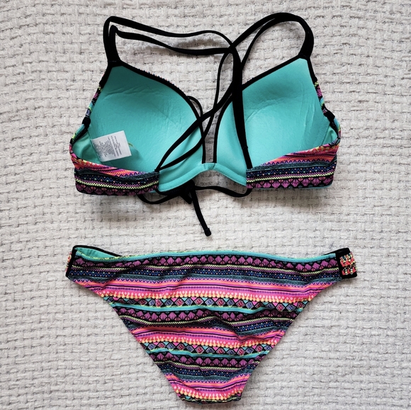 Bikini Set - Picture 7 of 7